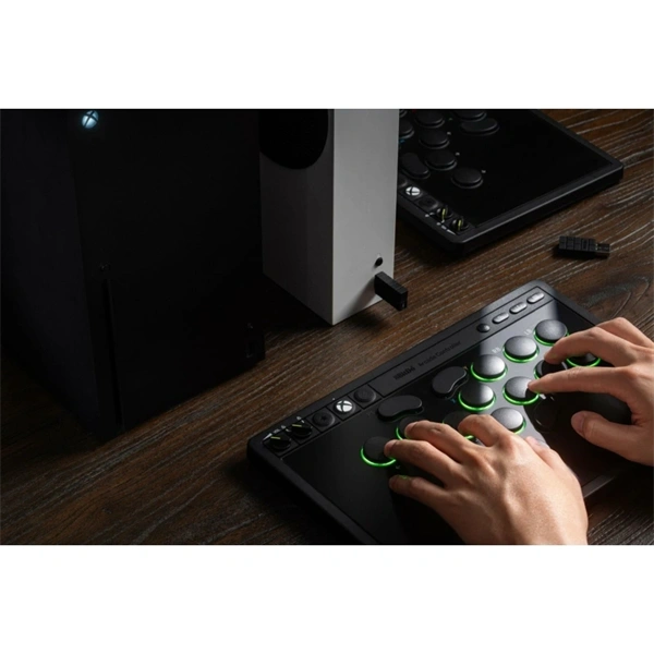 8BitDo Arcade Stick All-Button Xbox Series X|S / Xbox One / PC fekete vezeték nélküli kontroller