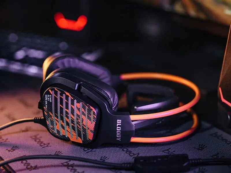 A4-Tech Bloody G565 Energy Black 7.1 USB RGB fekete gamer headset