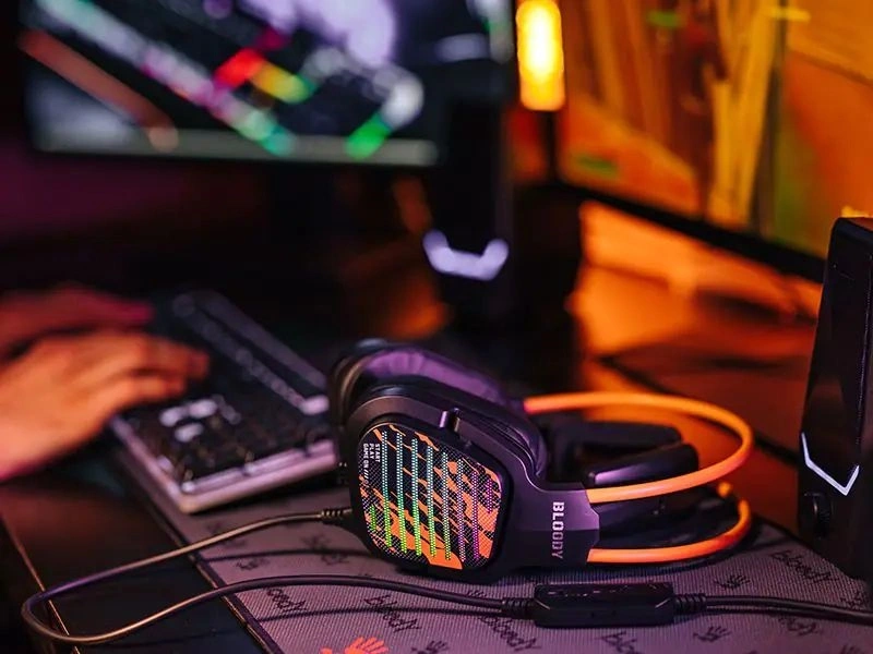 A4-Tech Bloody G565 Energy Black 7.1 USB RGB fekete gamer headset