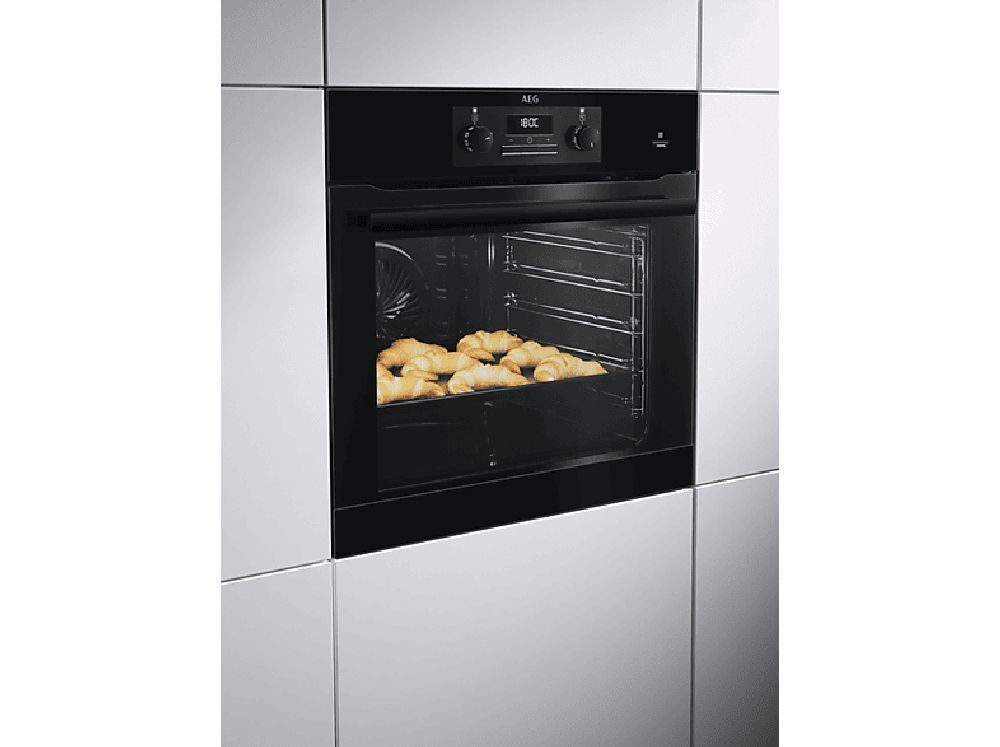AEG BEB351111B fekete, beépíthető, sütőtér: 72L, légkeverés, sütő