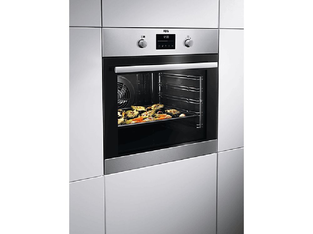 AEG BPS351161M SteamBake inox, beépíthető, sütőtér: 72L, grill, légkeverés, pirolitikus, sütő