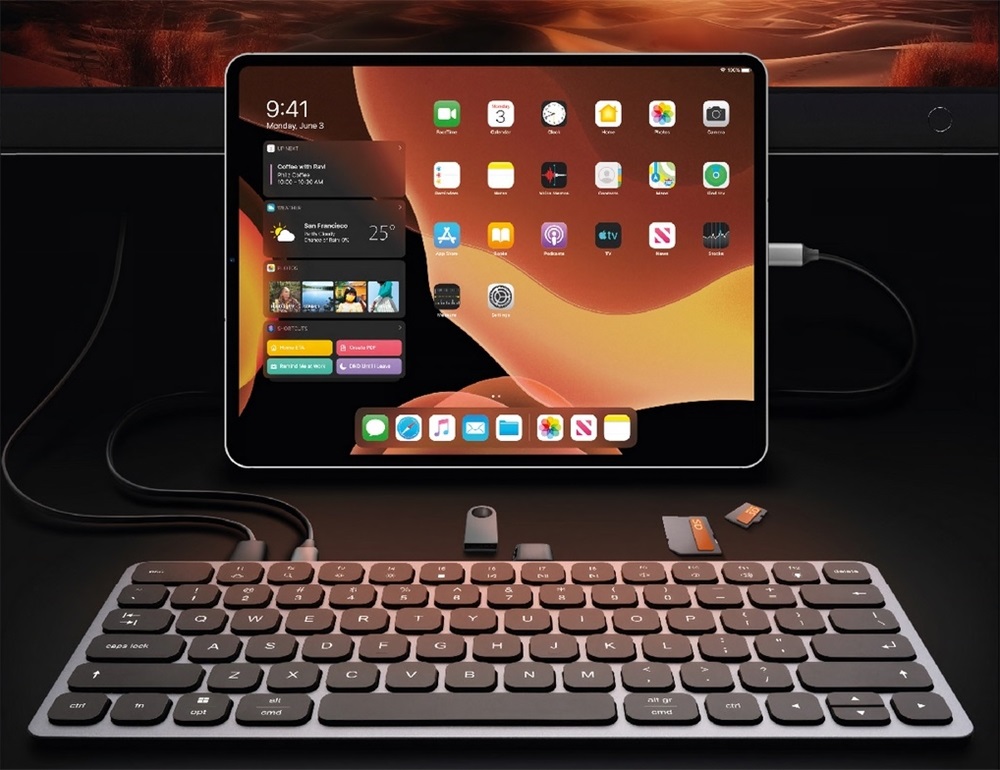 AXAGON HMC-KB-HU Magyar billentyűzet és 9 az 1-ben hub