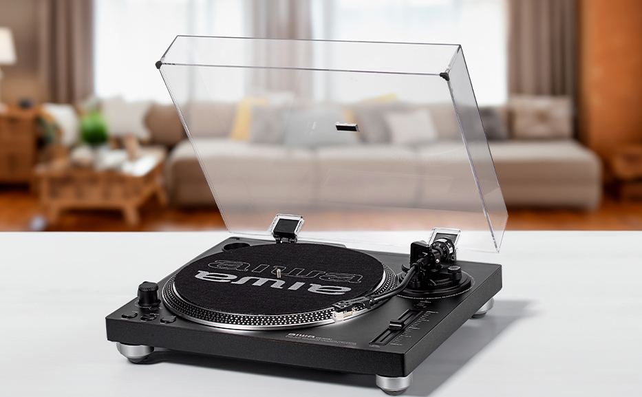 Aiwa APX-1200BT Bluetooth/USB/bakelit fekete lemezjátszó