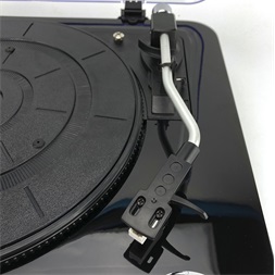 Aiwa GBTUR-120BK USB/Bluetooth/bakelit fekete lemezjátszó (Újracsomagolt)