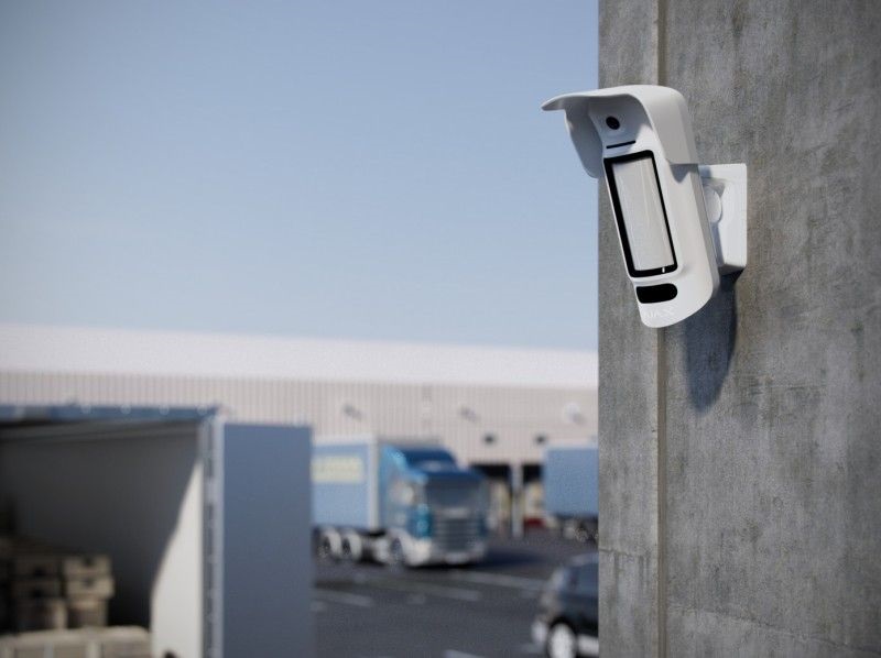 Ajax MotionCam Outdoor HM WH vezeték nélküli kültéri PIR magas telepítésű mozgásérzékelő, PhOD beépített kamerával