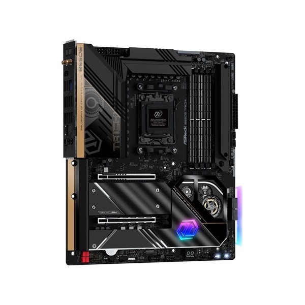 Asrock B650E TAICHI desktop alaplap E-ATX