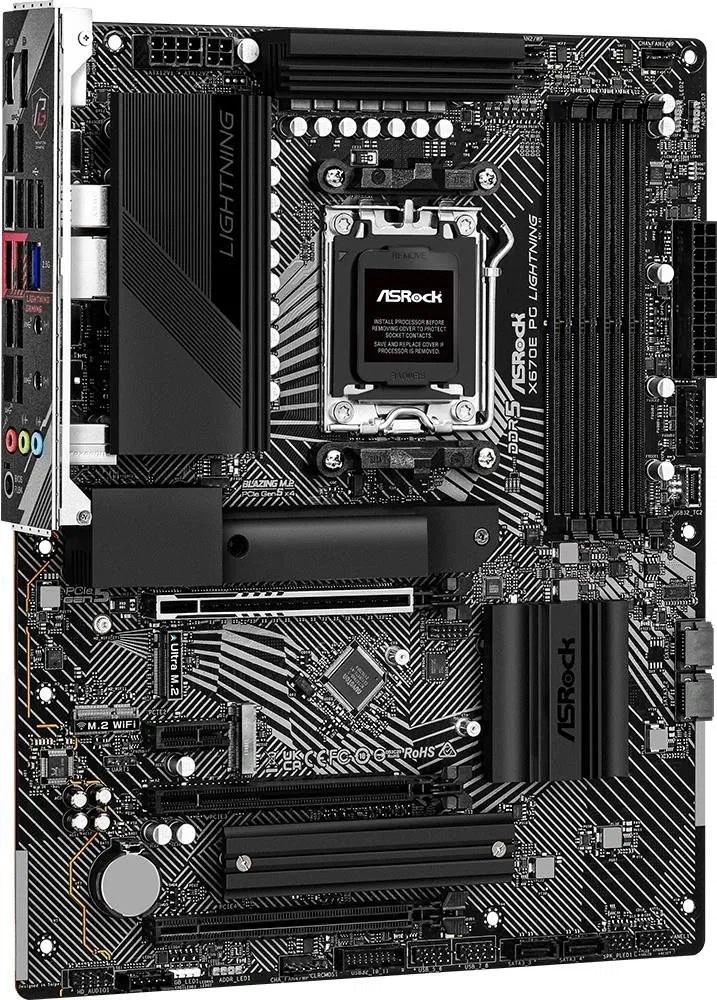 Asrock X670E Phantom Gaming Lightning desktop alaplap ATX