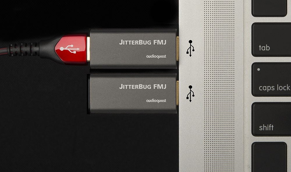AudioQuest JitterBug FMJ USB 2.0 digitális adat- és tápzaj szűrő