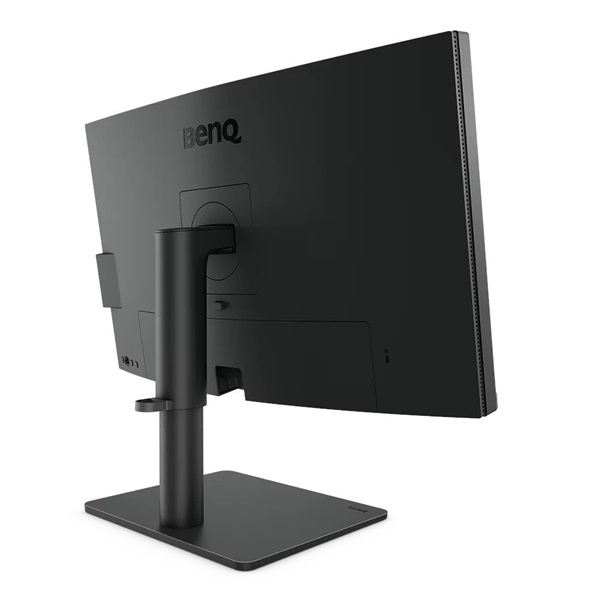 BenQ 27" PD2706U UHD IPS HDMI/DP/mDP/USB-C monitor
