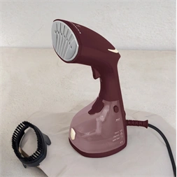 Berlinger Haus BH/9553 bordó ruhagőzölő