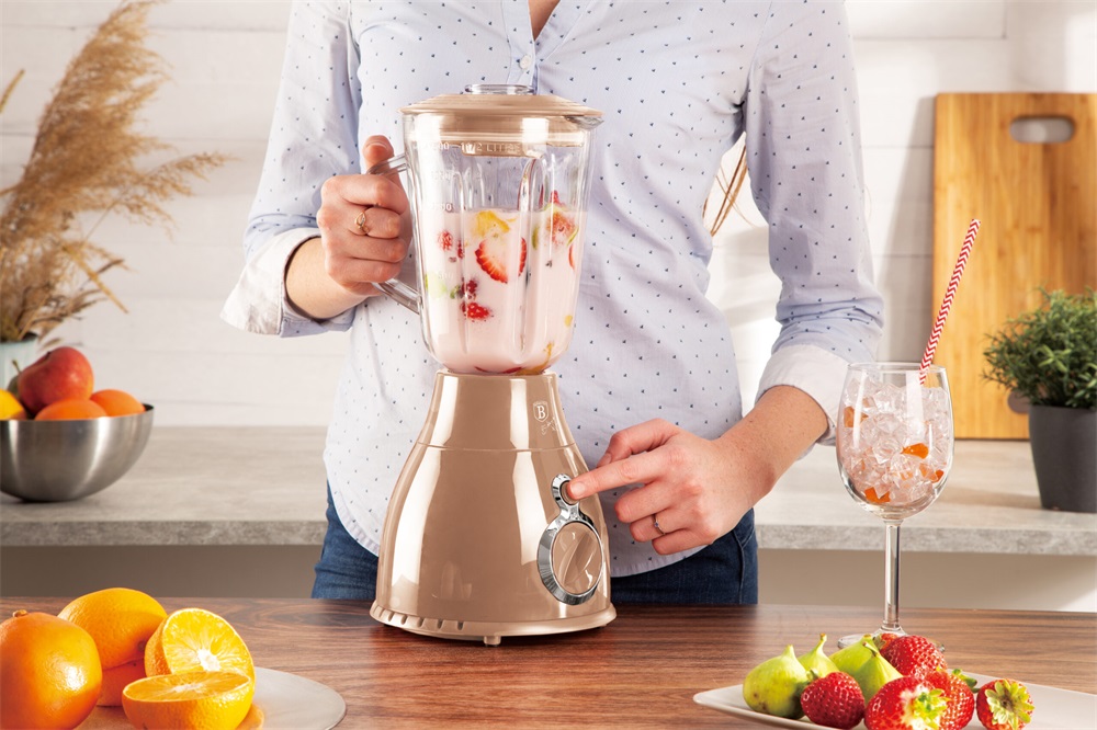 Berlinger Haus BH/9281 1,5L-es mércés edzett üvegkancsóval rózsaarany turmixgép