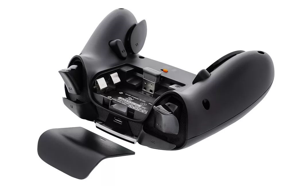Bionik BNK-9046 Vulkan Multi-Platform programozható Pro vezeték nélküli kontroller