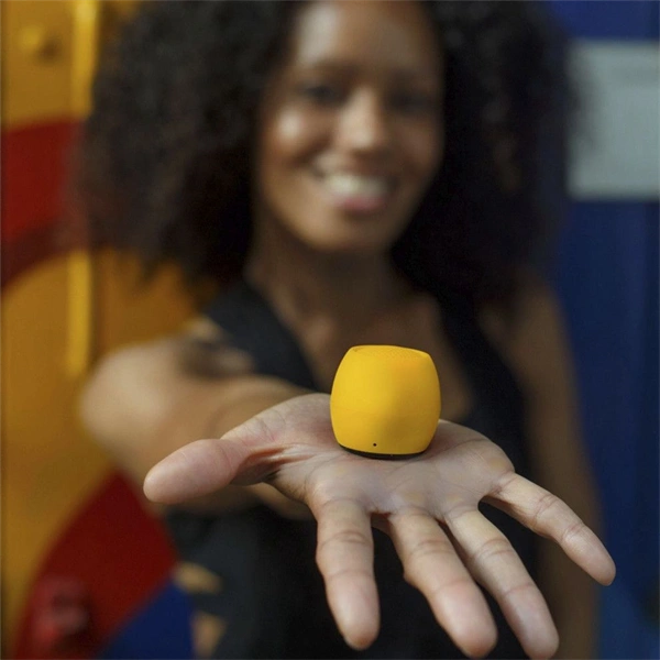 Boompods Zero Speaker citromsárga bluetooth hangszóró