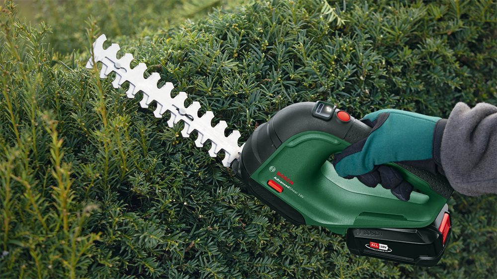 Bosch 0600857000 AdvancedShear 18V-10 akkumulátoros sövényvágó