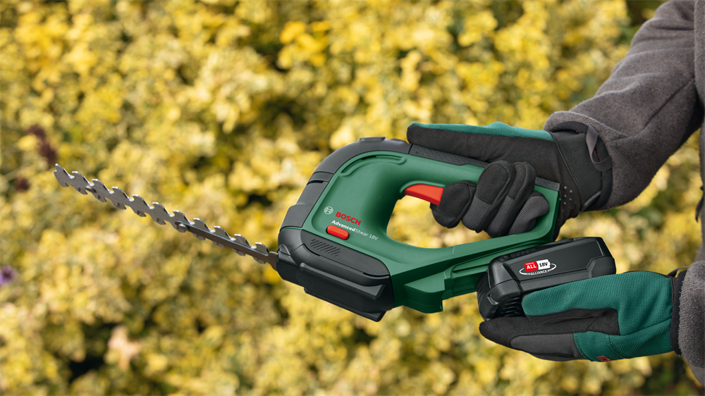 Bosch 0600857000 AdvancedShear 18V-10 akkumulátoros sövényvágó