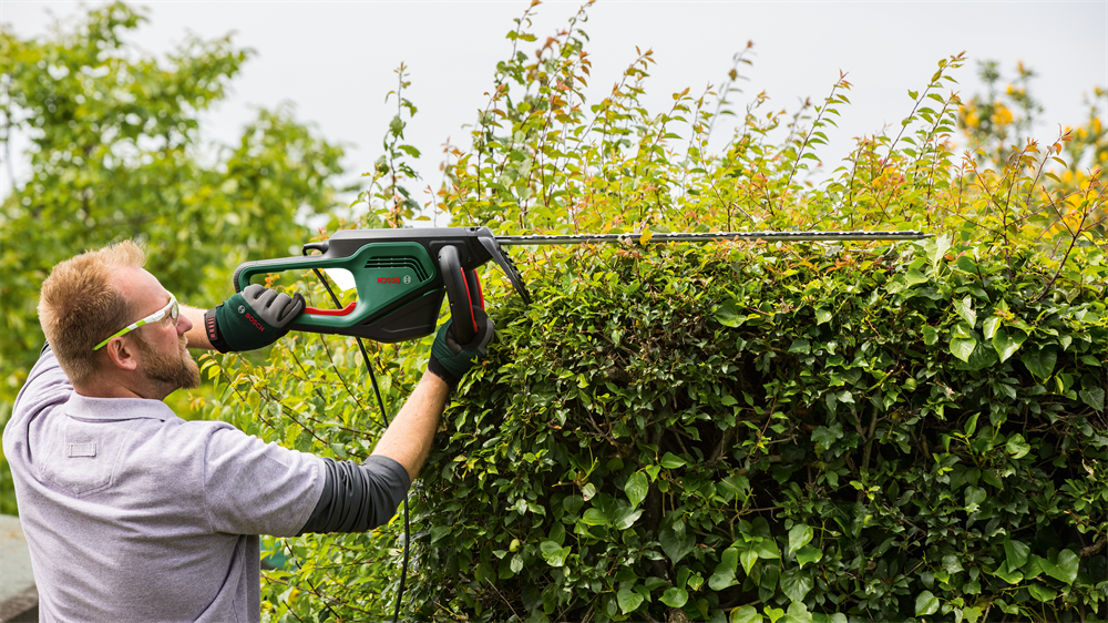 Bosch AdvancedHedgeCut 70 elektromos sövényvágó