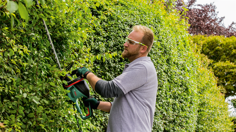 Bosch AdvancedHedgeCut 70 elektromos sövényvágó