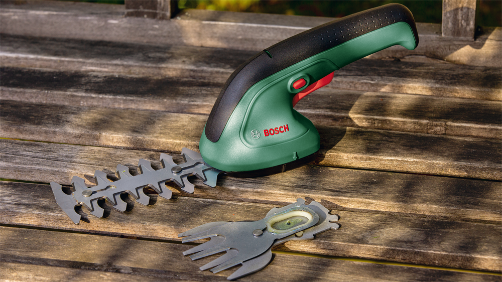 Bosch EasyShear akkumulátoros sövényvágó