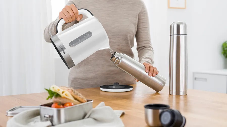 Bosch TWK6A511 1,7L-es fehér-szürke vízforraló