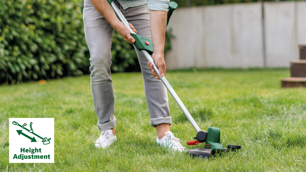 Bosch UniversalGrassCut 18V-26 akkumulátoros fűszegélynyíró