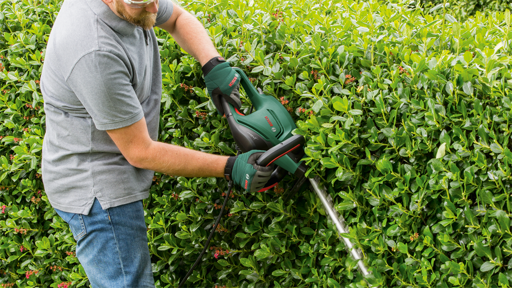 Bosch UniversalHedgeCut 50 elektromos sövényvágó