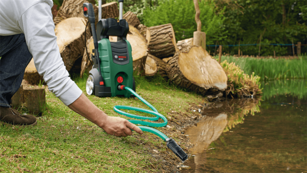 Bosch Universal Aquatak 135 magasnyomású mosó