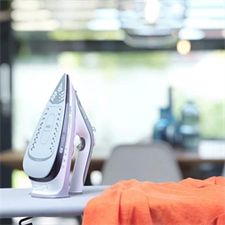 Braun SI5037VI lila-fehér gőzölős vasaló