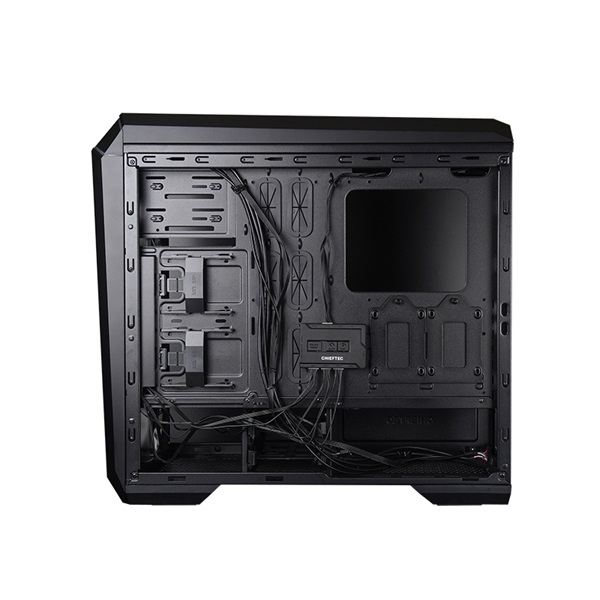 CHIEFTEC GP-03B-OP fekete (táp nélküli) ablakos ATX ház