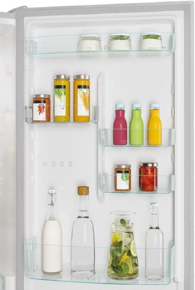 Candy CCE3T620ES ezüst, alulfagyasztós, Hűtő:258L, Fagyasztó:119L, No frost hűtőszekrény