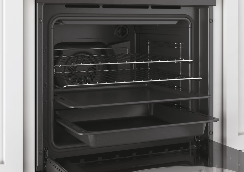 Candy FCR 824 GH/E fekete, beépíthető, sütőtér: 70L, grill, légkeverés, sütő