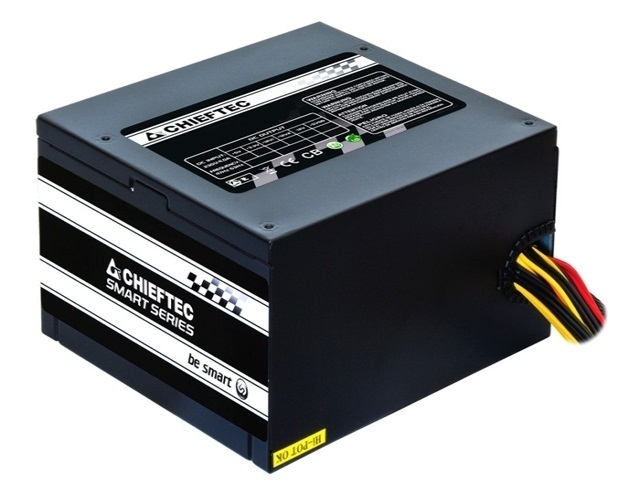 Chieftec GPS-550A8 500W PFC 12 cm ventilátorral dobozos tápegység