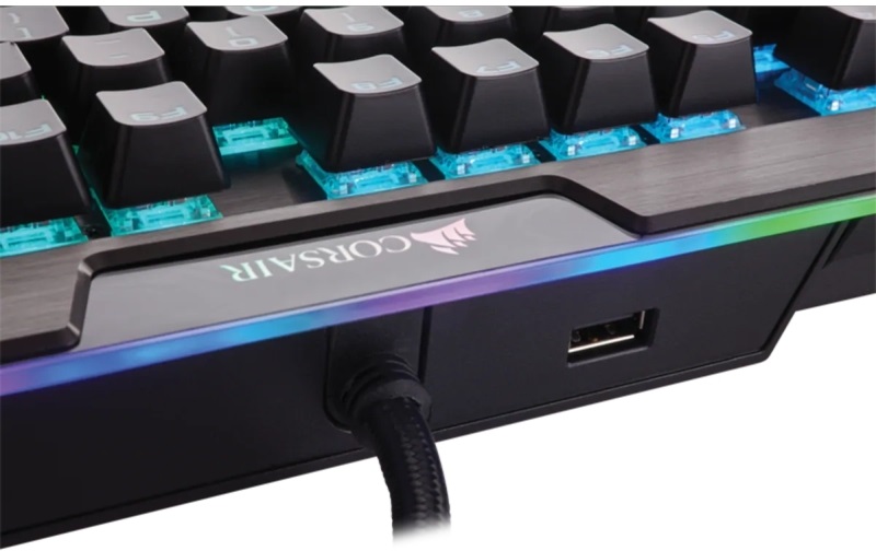 Corsair Gaming K95 RGB Platinum RGB LED Cherry MX Speed Gamer billentyűzet