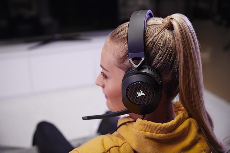 Corsair HS65 Surround fekete gamer headset