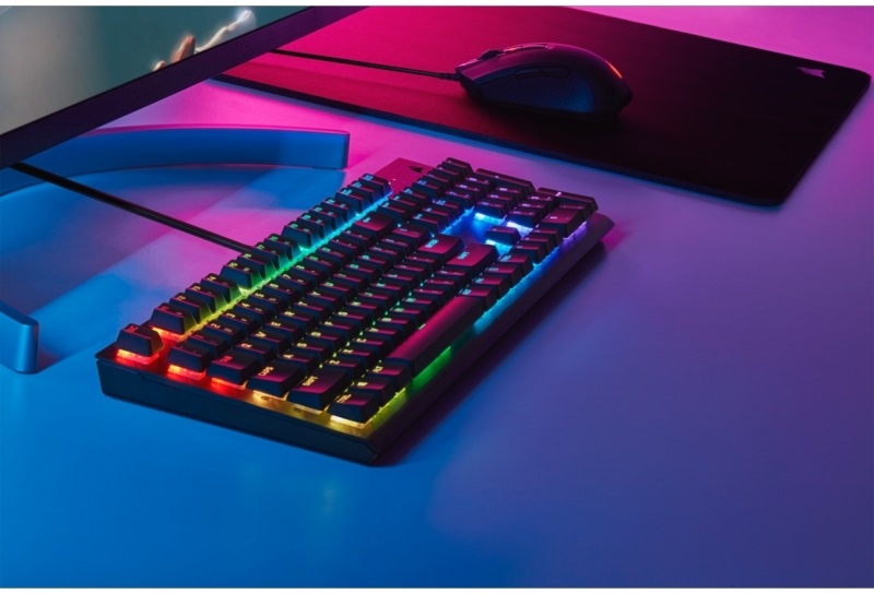 Corsair K60 RGB PRO CHERRY MX SPEED LOW PROFILE Mechanikus Gamer billentyűzet