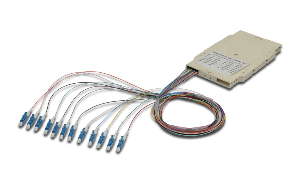 DIGITUS A-96933-02-APC 12x LC/APC 9/125 monomódusú OS2 LSOH optikai spiltter kazetta