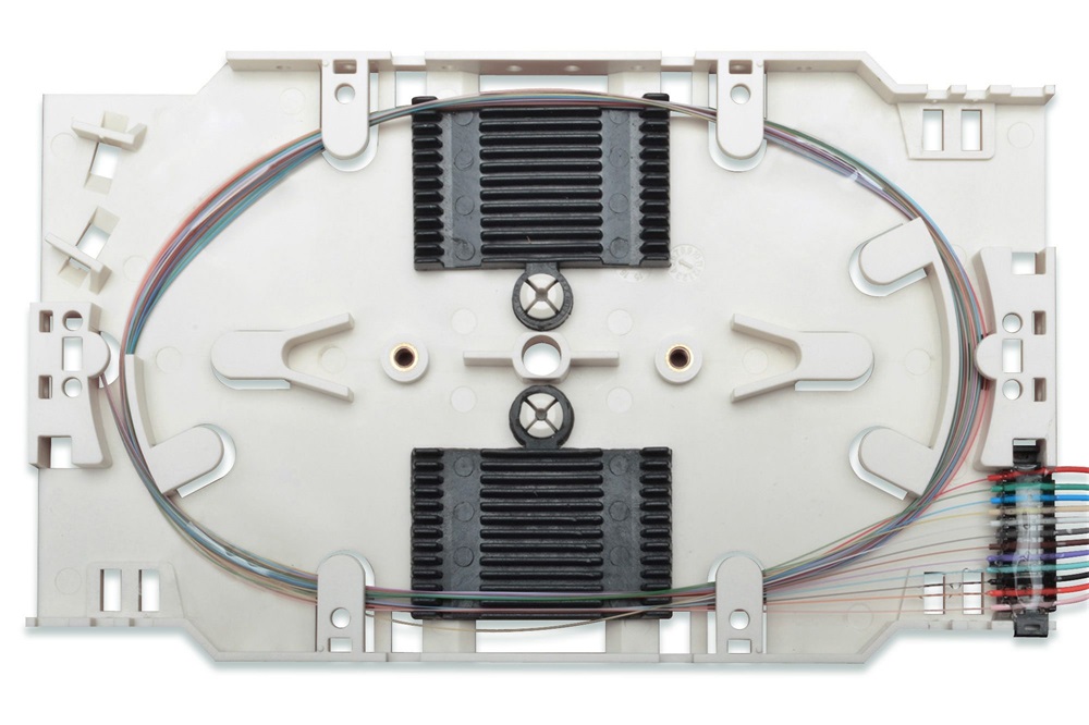 DIGITUS A-96933-02-APC 12x LC/APC 9/125 monomódusú OS2 LSOH optikai spiltter kazetta