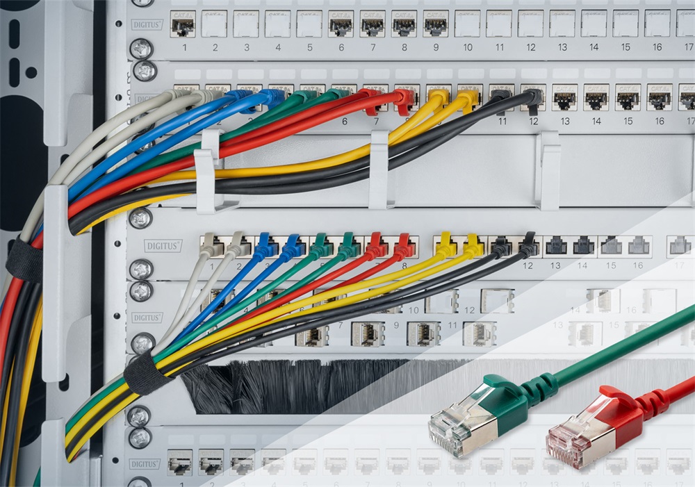DIGITUS Cat.6A F/FTP LSZH 0,3m kék slim patch kábel