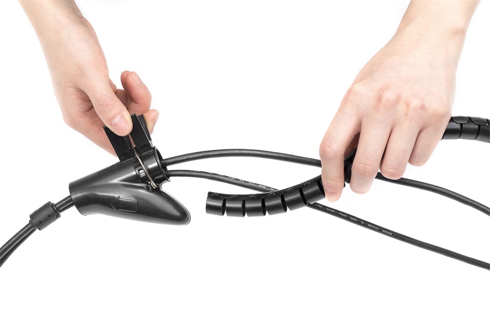 DIGITUS DA-90508 PET flexibilis kábelvezetó húzó segédeszközzel 5m