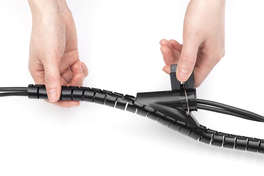 DIGITUS DA-90508 PET flexibilis kábelvezetó húzó segédeszközzel 5m