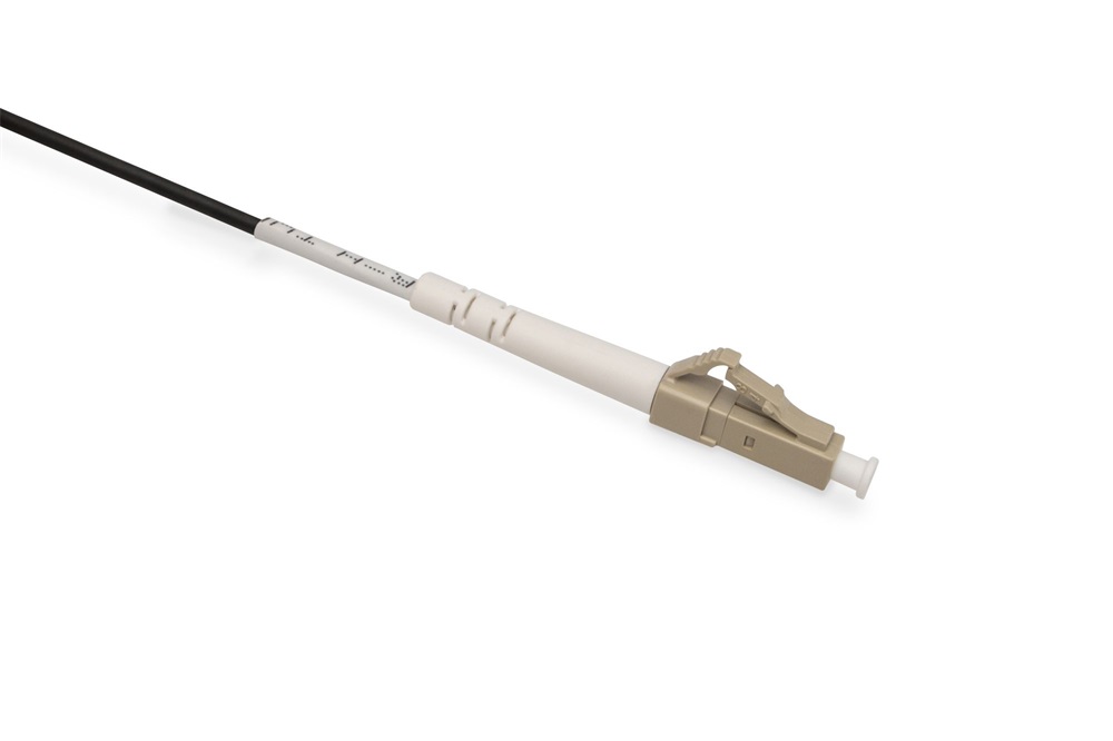 DIGITUS DK-24338U100BK-BBB 8 szálas 8x LC/UPC 50/125 multimodusú OM4 Dca kültéri/beltéri előszerelt optikai kábel 100m