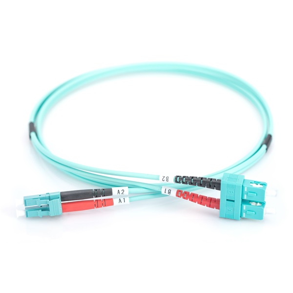 DIGITUS DK-2532-01/3 Duplex 2xLC + 2xSC multimodusú OM3 50/125 LSOH 1m optikai patch kábel