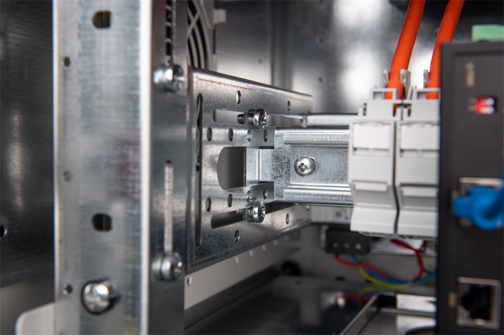 DIGITUS DN-19-DIN-4U 19" 4U DIN sín panel