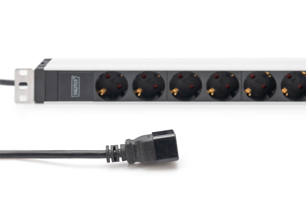 DIGITUS DN-95428 1U rack alu 8 schuko dugaljas C20-as tápcsatlakozós hálózati elosztó