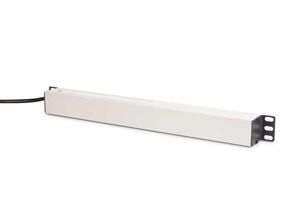 DIGITUS DN-95436 19" 1U PDU 250V 16A 8xCEE7/3 aljzat CEE7/7 csatlakozó kapcsolóval túlterhelés védelemmel 2M elosztósor