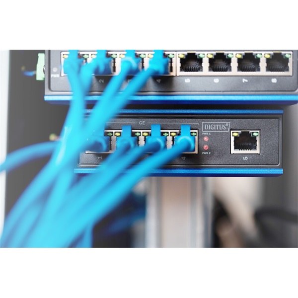 DIGITUS DN-651118 4x GbE Lan port 1x uplink port nem menedzselhető ipari switch