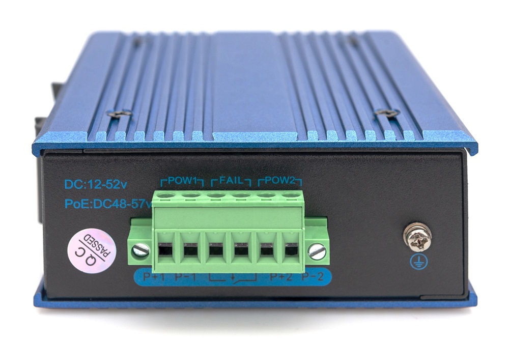 DIGITUS DN-651135 4x GbE Lan port 1x SFP port PoE 100W nem menedzselhető ipari switch