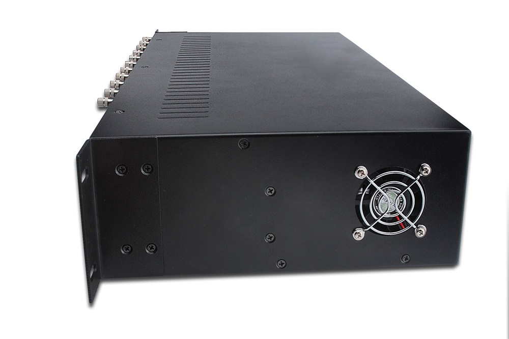 DIGITUS DN-82000 19" 1U 14 férőhelyes média konverter sasszé