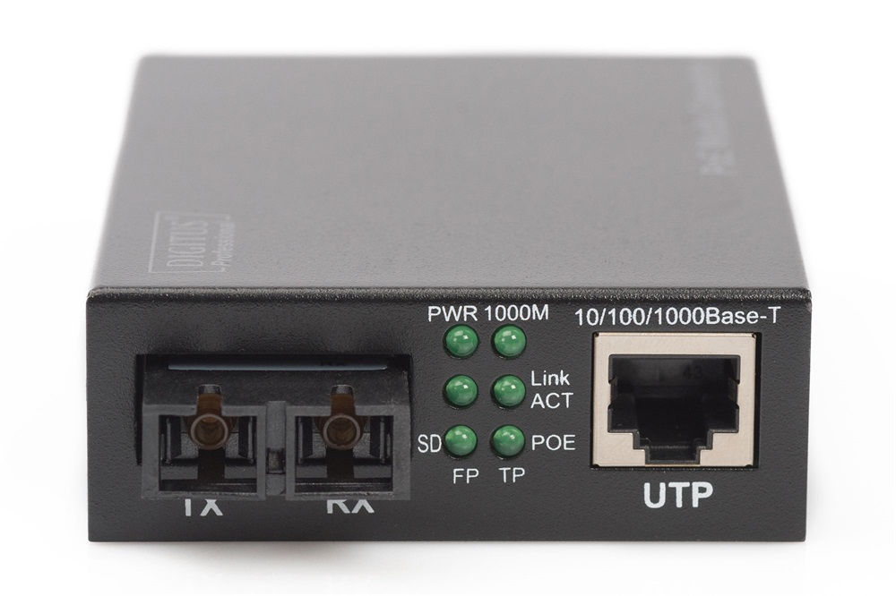 DIGITUS DN-82150 Gigabit multimodusú 500m PoE  SC média konverter