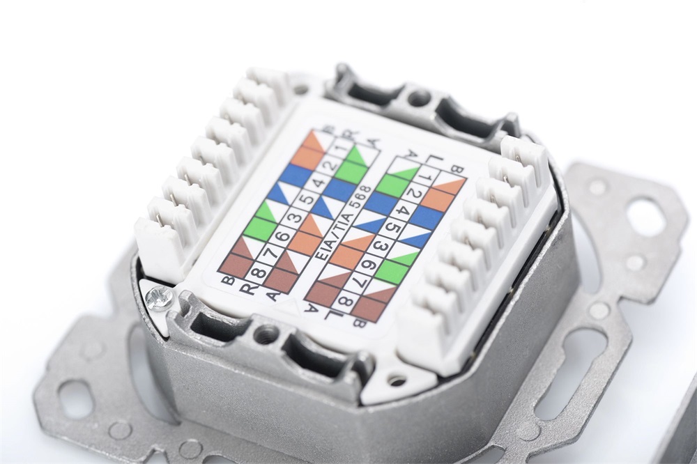 DIGITUS DN-9006/B5-N Cat6 Modulo50 dupla falon kívüli aljzat 2xRJ45 árnyékolt csatlakozóval 5db/csomag