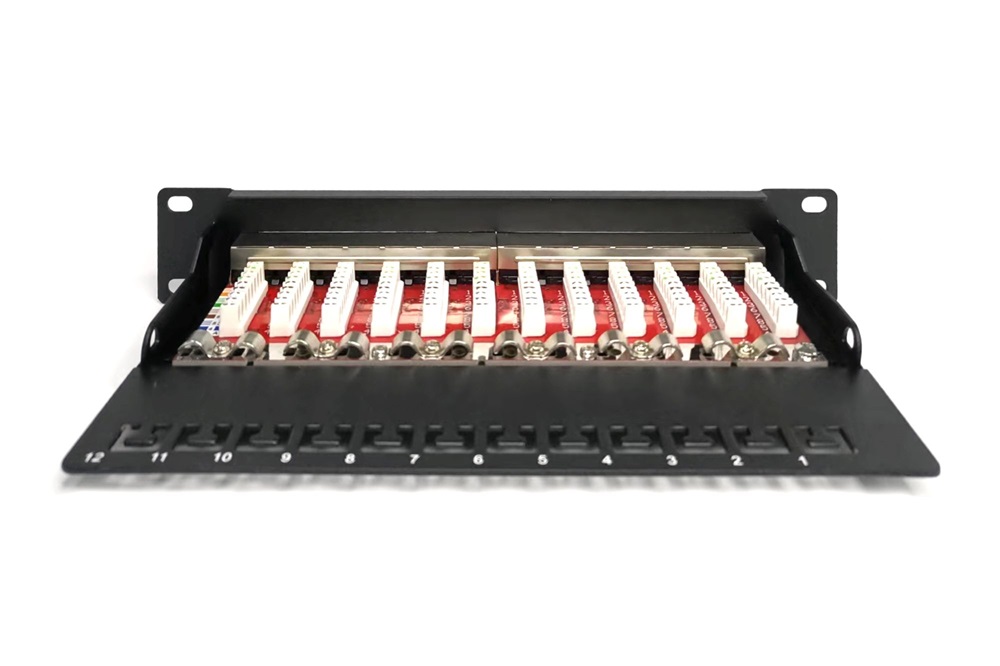 DIGITUS DN-91612S-EA CAT6A 8port 10" 1U fekete árnyékolt Patch Panel